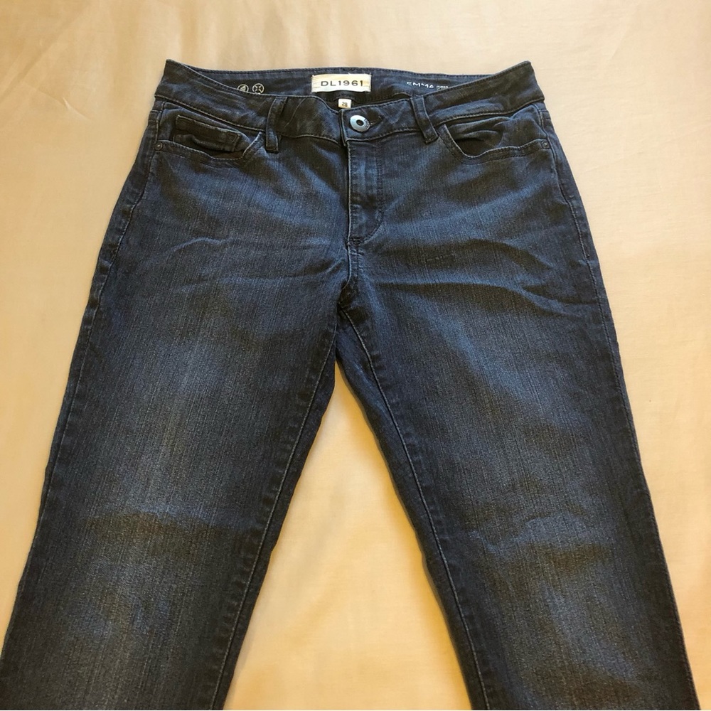 DL1961 Emma Power Legging 4Way Stretch Dark Wash Jeans Size 28